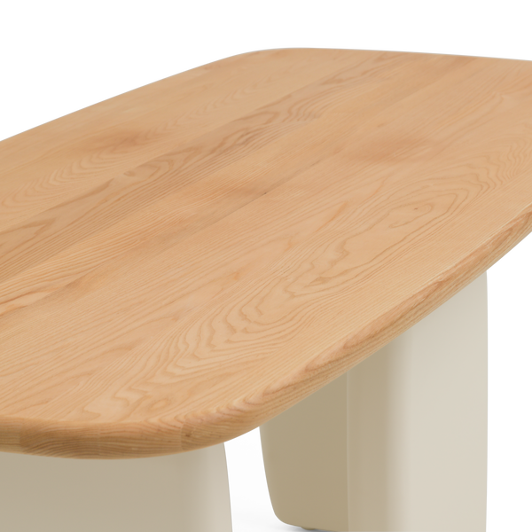Axel Table
